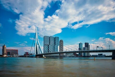 Privater Tagesausflug von Amsterdam Nach Rotterdam, Delft, Den Haag