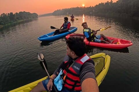 Kayak Rentals in Negombo Lagoon
