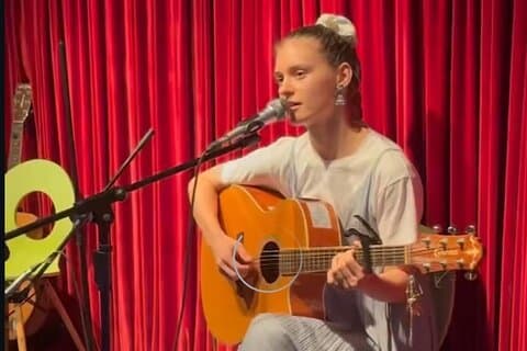 Seoul’s Stars: Open Mic com talentos locais e internacionais