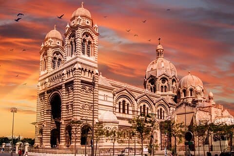 Privé directe transfer: Nice>Marseille, Engels sprekende chauffeur