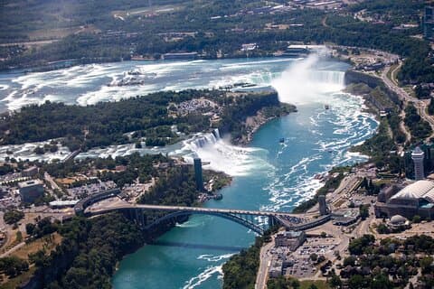 Escursione di un giorno a Niagara Falls da Manhattan in elicottero