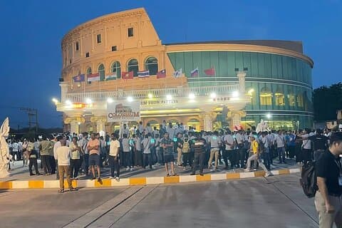 Colosseum Cabaret Pattaya Gold