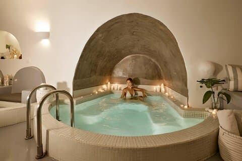 Imerovigli: Couples Massage & Spa Experience with Sauna & Jacuzzi