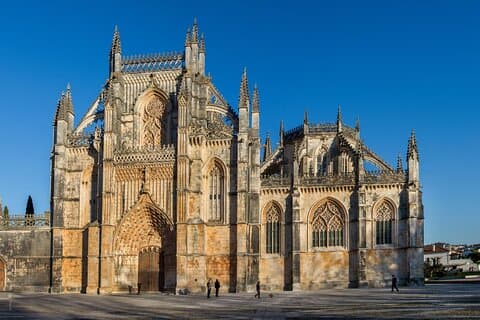 Private Tour – Fatima & Battle Day Trip from Porto