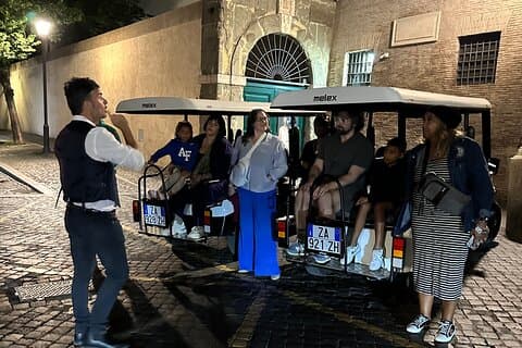 Visite de Rome en voiturette de golf, en soirée avec prise en charge à l'hôtel