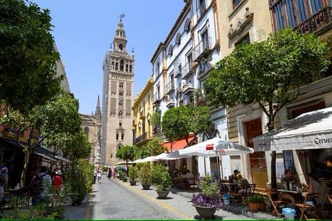 Sevilla Sightseeing Tour mit Rooftop Bar Besuch