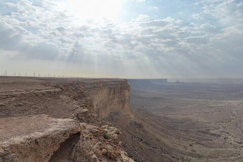 Darb Al Manjour Trail fra Riyadh til Edge of the World Adventure