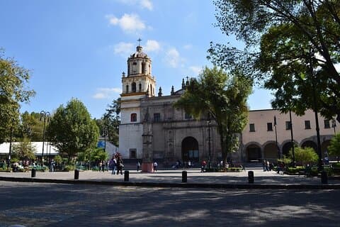 Mexico City Coyoacán, Frida Kahlo Exploration Game and Tour