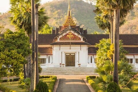 Visite privée de 2 jours à Luang Prabang avec transferts aéroport
