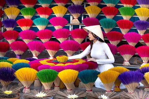 Wierook Craft Village & Hanoi City dagelijkse tour