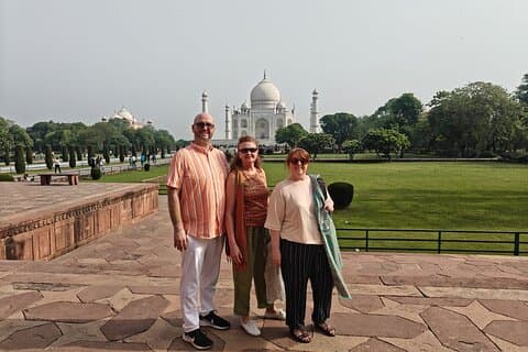 Sunrise Taj Mahal Private Tour von Delhi