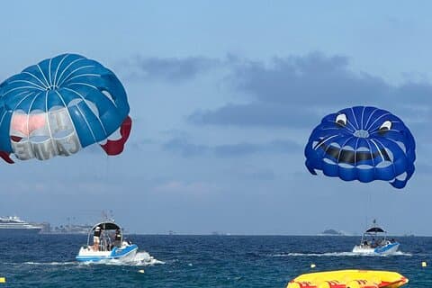 Volo in paracadute sulla baia di Cannes