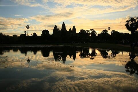 Siem Reap Full Day Angkor Wat com Apsara Dance Dinner