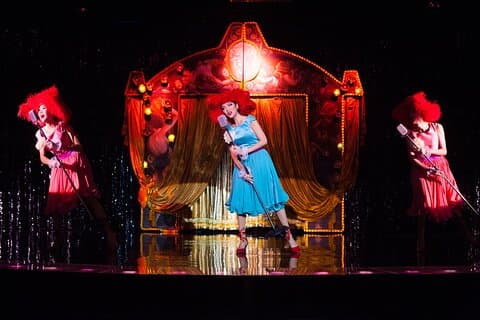 Bangkok Calypso Cabaret Show with Authentic Thai Dinner