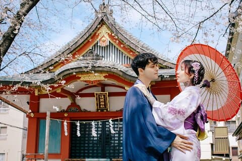Asakusa Premier Kimono leie og styling opplevelse
