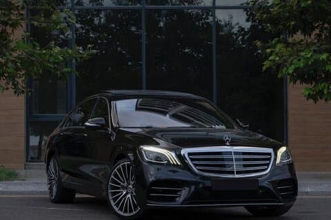 Flyplasstransfer med Mercedes s Class w222