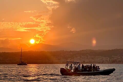 Sunset Bliss : Excursion en Bateau avec Apéritif sur la Côte d'Azur