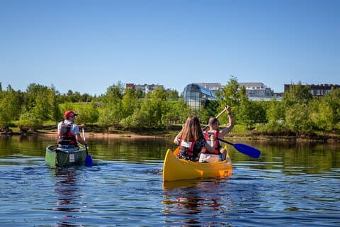 Excursión cultural en canoa por Rovaniemi