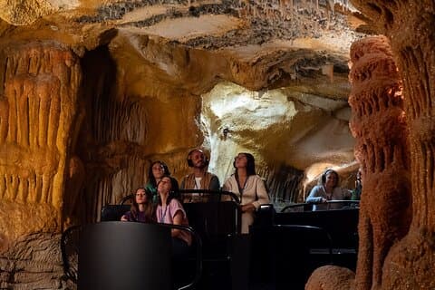 Cassis Tour Boat Ride og Cave Visit fra Aix