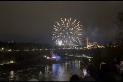 Niagara USA Side Rainbow Illumination og fyrværkeri vandretur