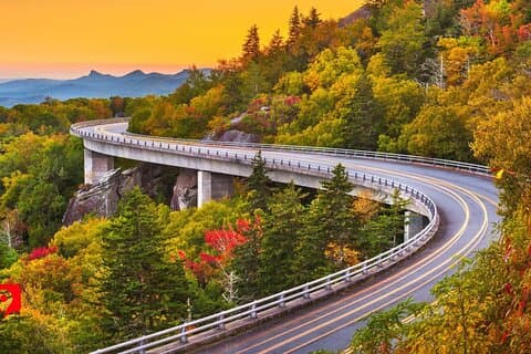 Blue Ridge Parkway Tour - Departing from Brevard