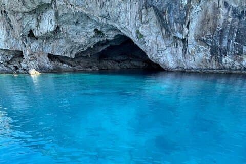 Day Cruise to Kefalonia or Ithaka and wine tasting