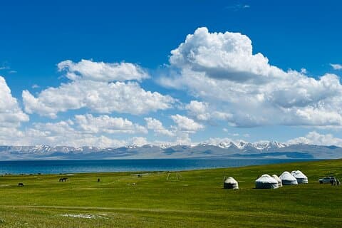 Son Kul Lake Two Day Nomad Tour with Yurt Stay and Local Food