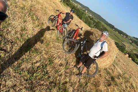 モンテプルチャーノマウンテンバイクプライベートツアー