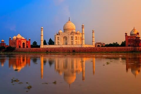 2-daagse privé Taj Mahal Sunrise Trip vanuit Bangalore met Vluchten
