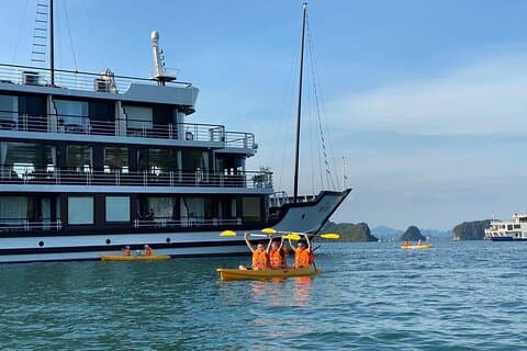 HaLong Bay - Lan Ha Bay 2D1N w / 5 - Star Cruise & Balkon hut