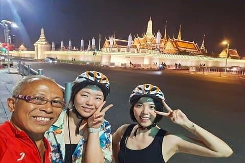 Bangkok After Dark Guided Bike Tour with Temple Views