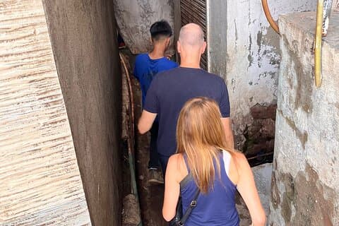 Dharavi Slum Walking Experience Tour i Mumbai