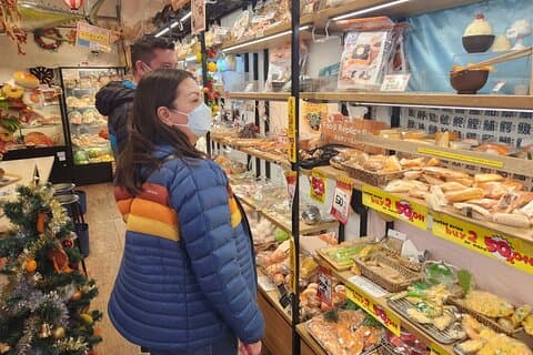 Osaka Alive Hidden Markets & Iconic Sights Tailored Guided Tour