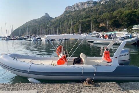 Cagliari Boat tour dinghy stops ,snorkeling ,aperitif included