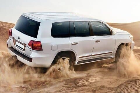 Ökensafari med Camel Ride Sandboarding BBQ och Live Shows