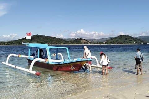 Privat transfer från flygplats till eller från Gili Asahan/ Gili Gede