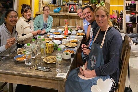 Workshop di cucina con guida H'mong nel villaggio di Ta Van