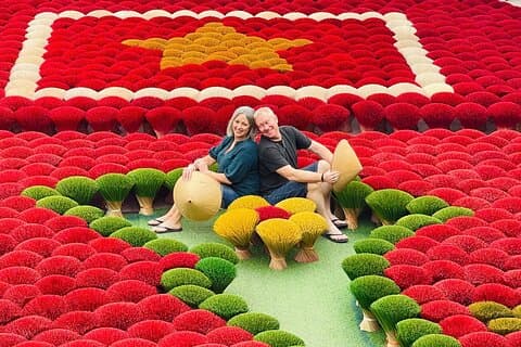 Hanoi: Tour en grupo pequeño por Quang Phu Cau Incense Village y Ninh Binh