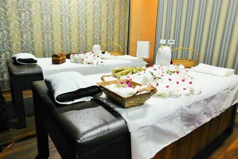 Swedish Massage in Thane with Steam