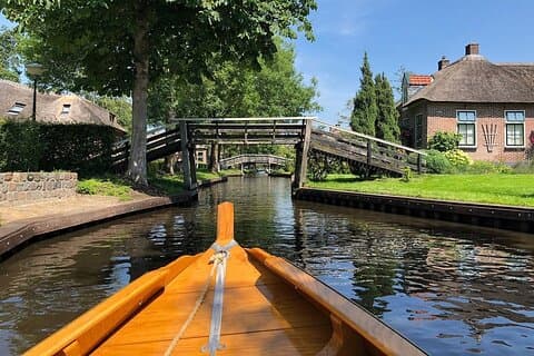 Guida turistica privata di Giethoorn Giethoorn nella lussuosa Jaguar S Type