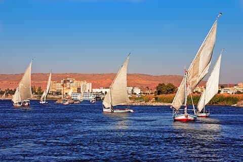 Egyptian Sailing boat By Felucca on The Nile In Luxor With Meals