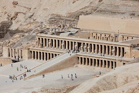Hot Air Balloon Ride sobre o Templo de Luxor com pickup