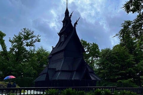 Bergen with a Local. Culture, mountain views, and Stave Church