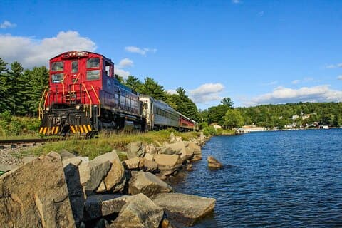Winnipesaukee Scenic Railroad