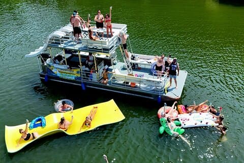 Bateau de fête à double étage et triple toboggan de 30 pieds avec capitaine jusqu'à 22 personnes