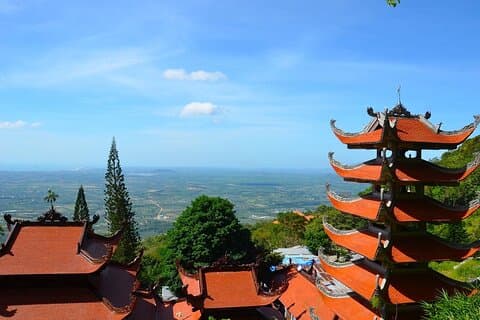 Mui Ne/Phan Thiet: Ta Cu Berg met Kabelbaan, Slapende Boeddha