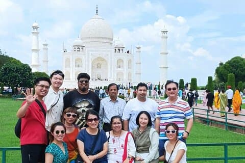 Tour privado Taj Mahal y Agra en coche desde Delhi