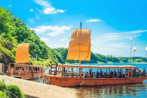 Excursion d'une journée en bateau traditionnel et aventure DMZ au départ de Séoul