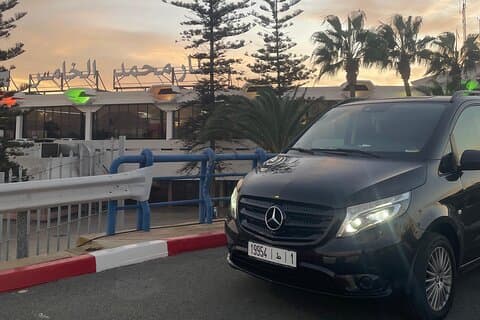 Privater Transfer zwischen dem Flughafen Mohammed V und Casablanca