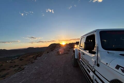 Sunset Private Off-Road Jeep Tour in Moab